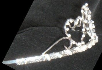 Side view Silvery Hearts & Pearl Beads Tiara